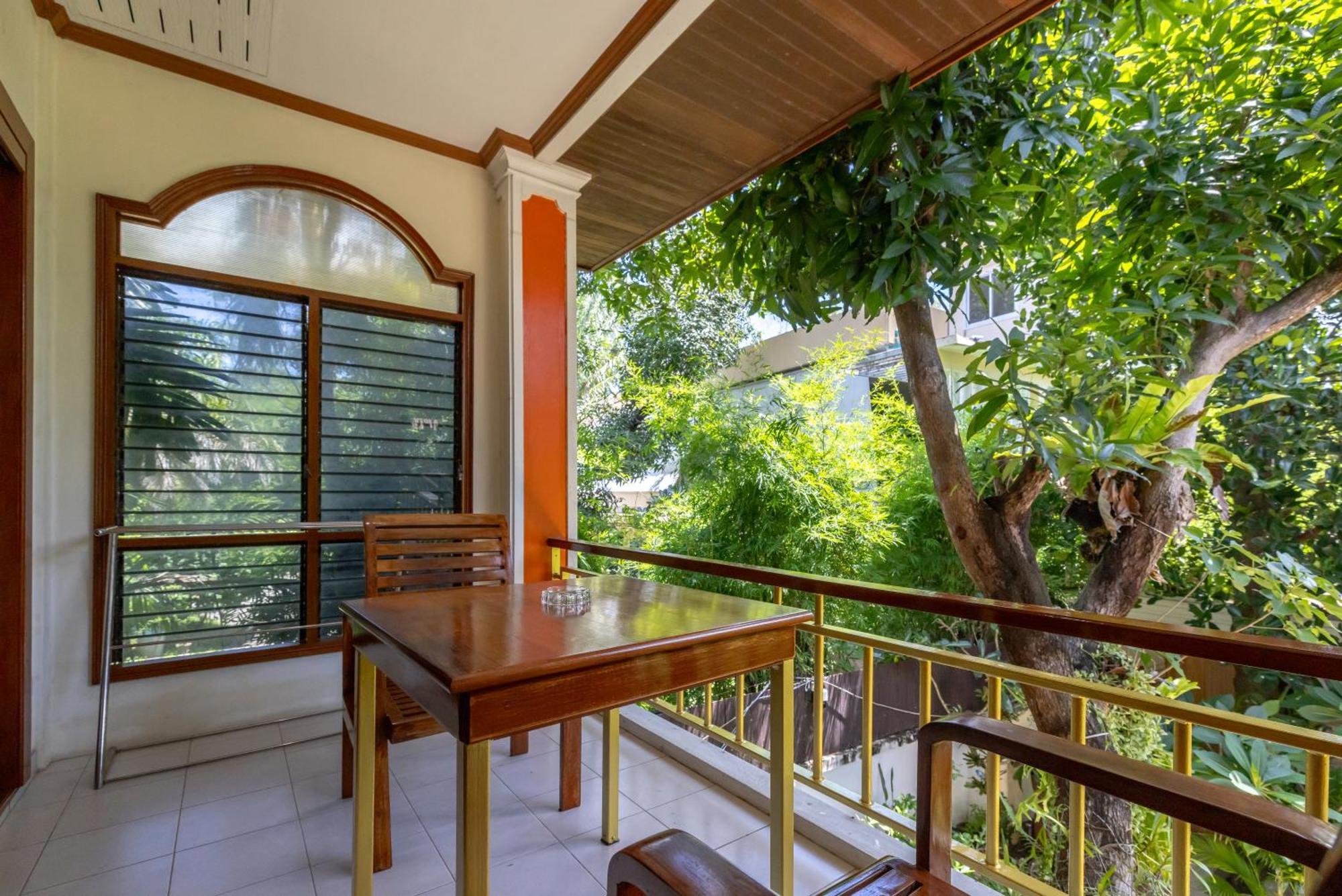 Phuket Meet Holiday Hotel 普吉岛相遇花园度假酒店 Rawai Dış mekan fotoğraf