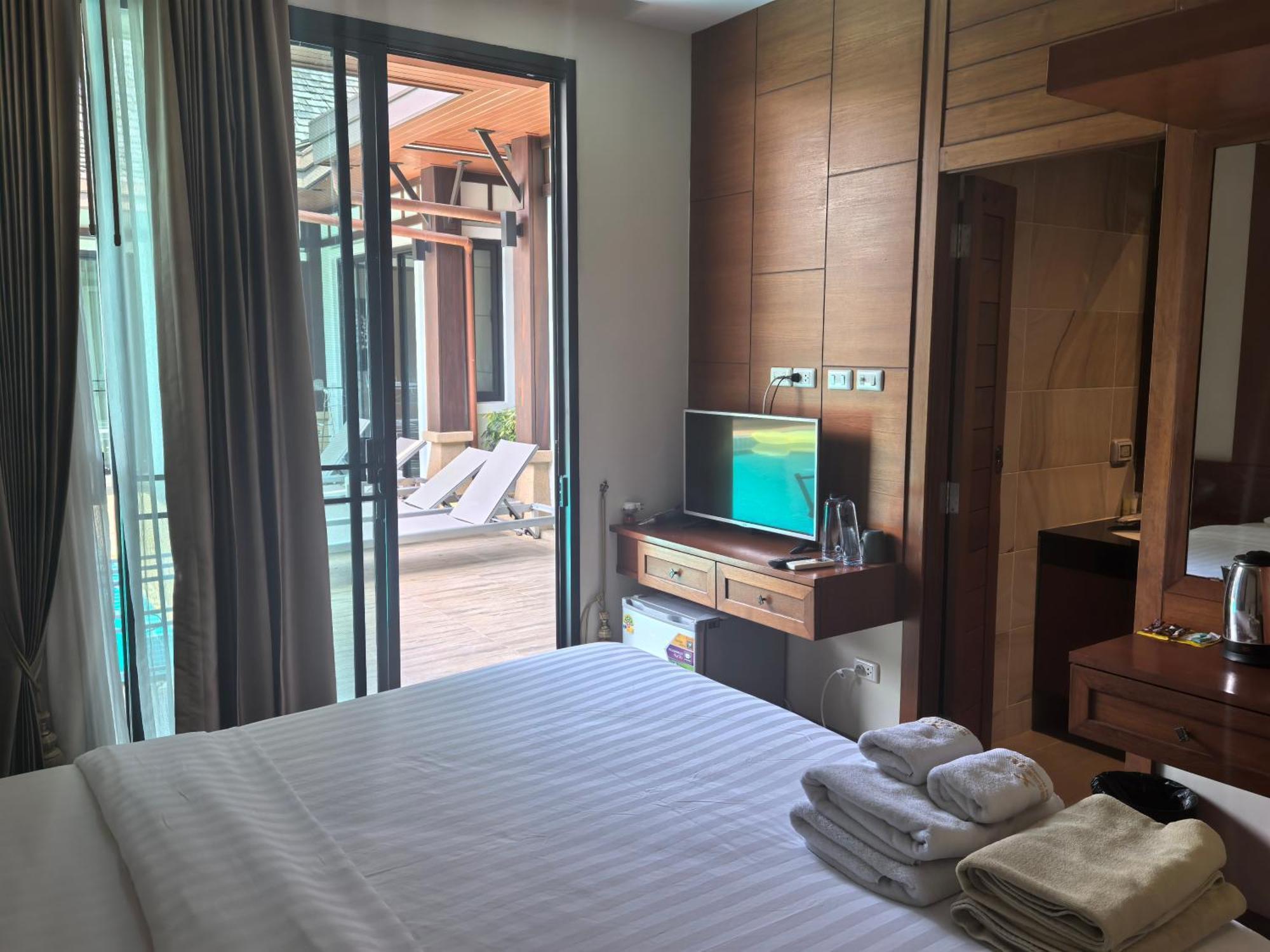 Phuket Meet Holiday Hotel 普吉岛相遇花园度假酒店 Rawai Dış mekan fotoğraf