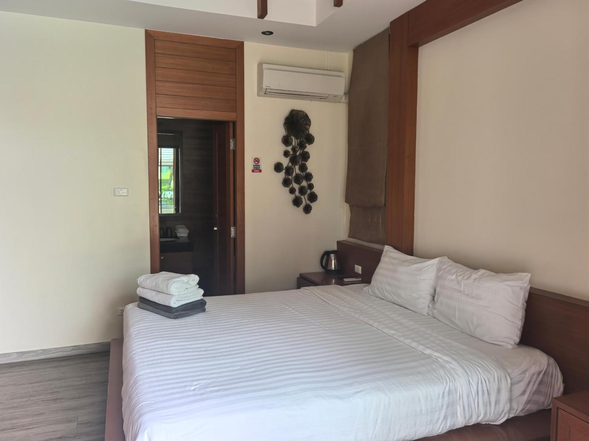 Phuket Meet Holiday Hotel 普吉岛相遇花园度假酒店 Rawai Dış mekan fotoğraf