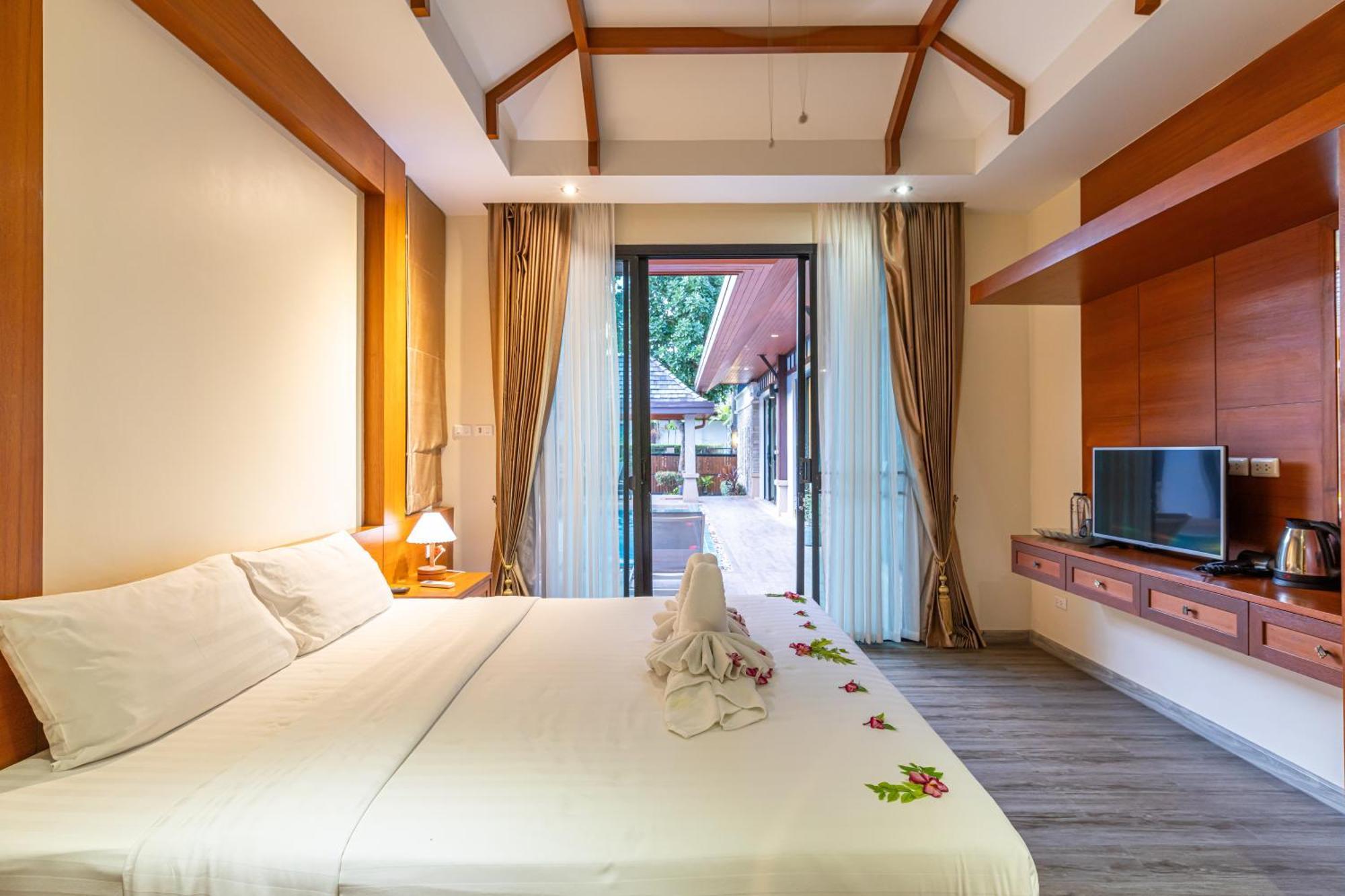 Phuket Meet Holiday Hotel 普吉岛相遇花园度假酒店 Rawai Dış mekan fotoğraf